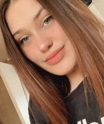 Живу в Москве, где встреча на высшем уровне станет реальностью 🌃 Мои услуги многообразны и абсолютно конфиденциальны. Позволь мне помочь снять напряжение и провести незабываемое время вместе. Я гарантирую, что каждая встреча со мной будет запоминающейся и приятная. Больше информации, фото и отзывов обо мне ты сможешь найти на моей персональной странице. Доверься мне, и ты получишь настоящий праздник страсти и наслаждения 💫😘 13321, 22 года